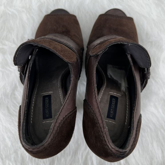 Kurt Geiger Sz 36 US 5.5 Brown Leather Suede Peep Toe 4.5” Stacked Heel Pump - Picture 7 of 16